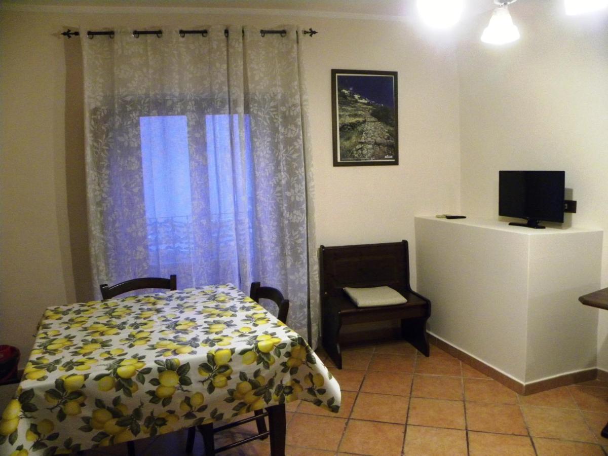 Case Vacanze Albamarina Липари Екстериор снимка
