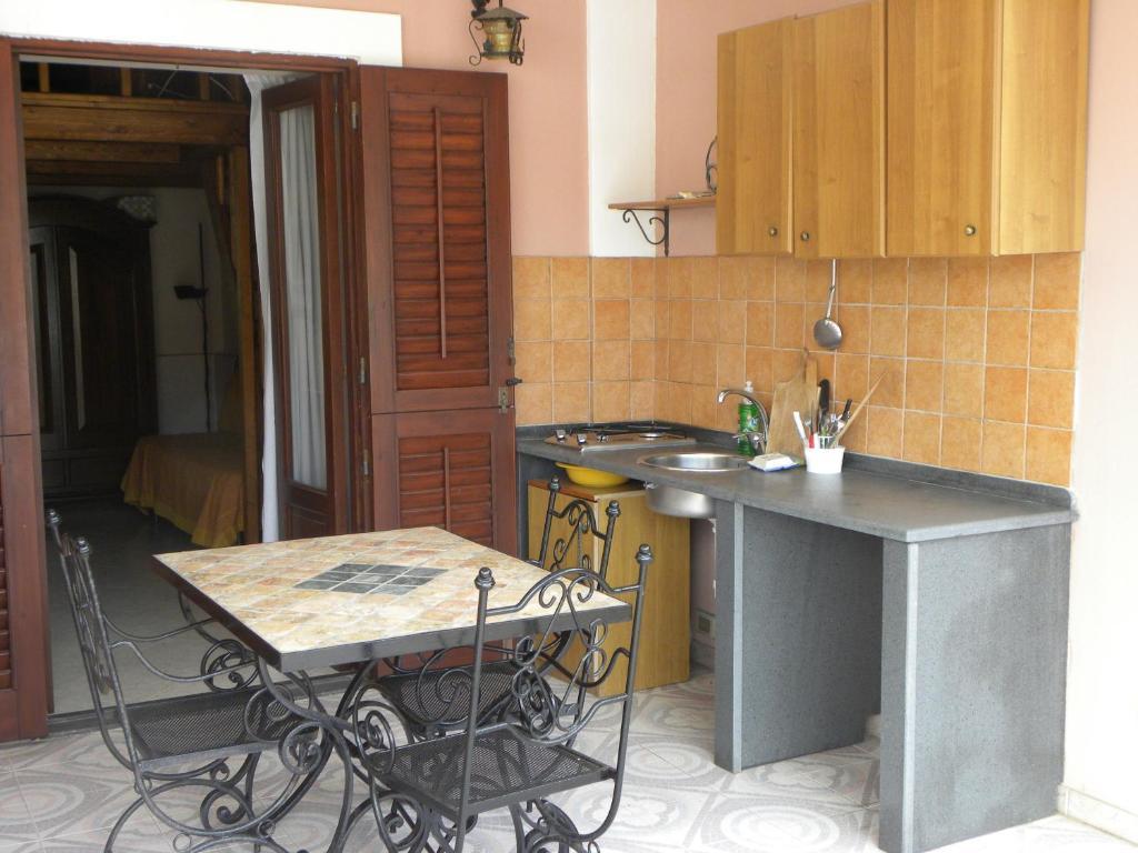 Case Vacanze Albamarina Липари Стая снимка